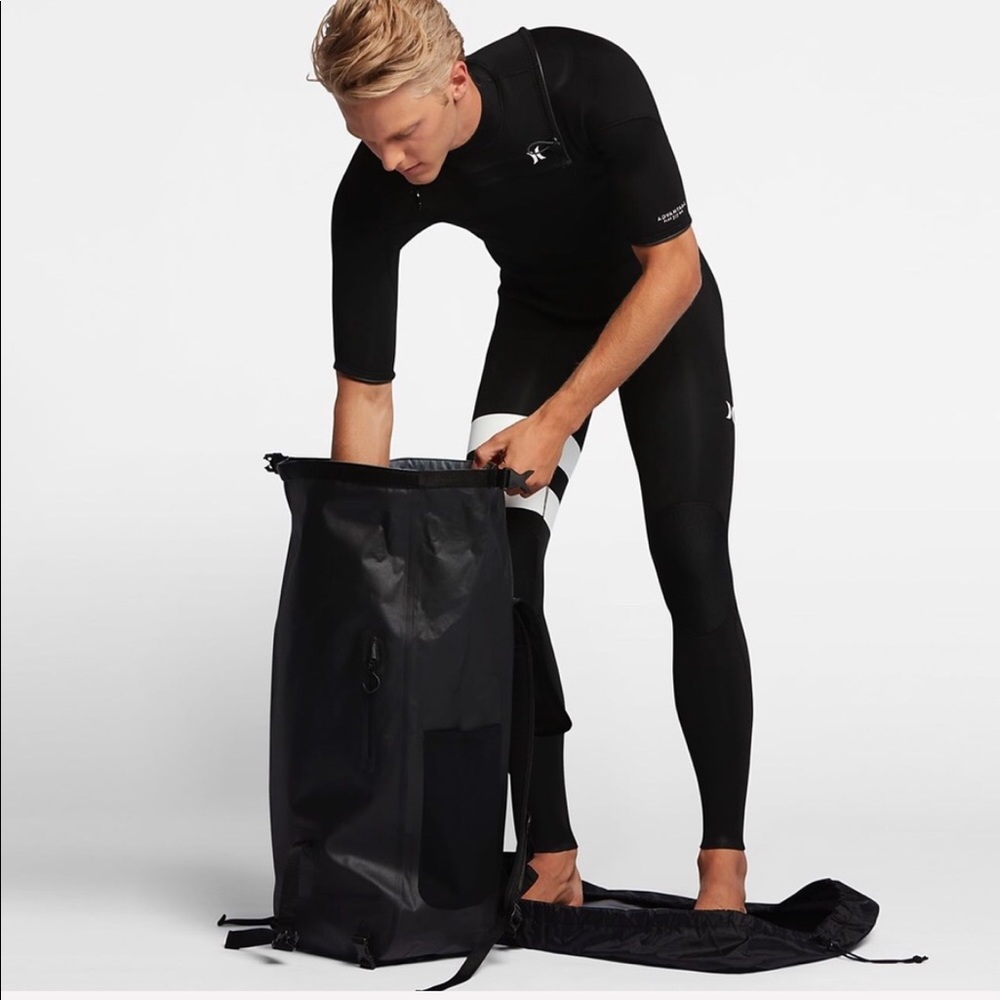 🌴🌼HURLEY- WET DRY ELITE SURF BAG🌼🌴 - Picture 3 of 8